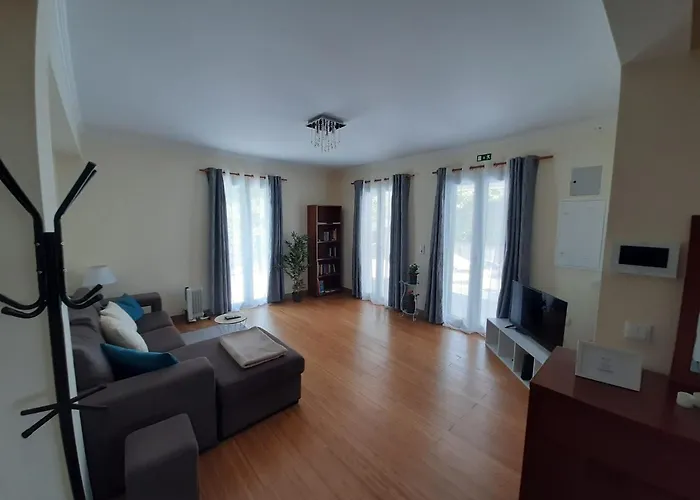 Дом отдыха Residencia Do Saramago *